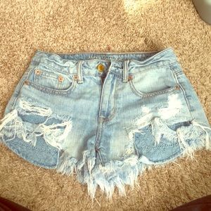 american eagle light jean shorts size 0